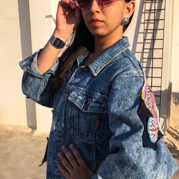 RARE embroidered vintage upcycled denim jacket - Picture 8 of 9